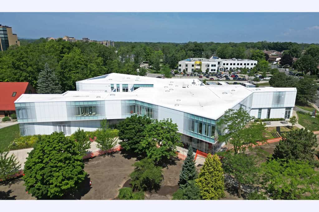 Bibliothèque Pierrefonds