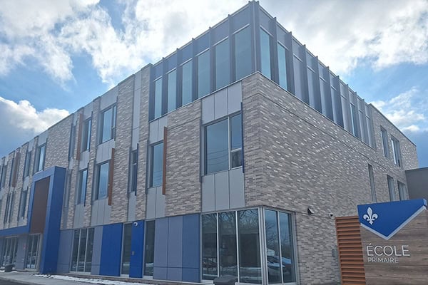 École Quinn / Petits-Explorateurs à Longueuil